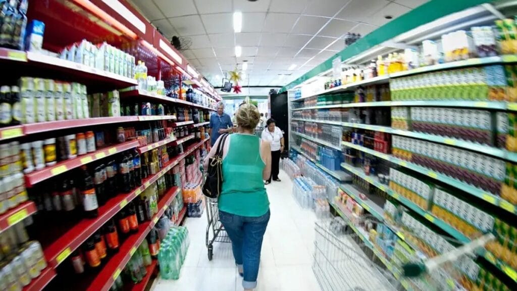 Cesta básica da Reforma Tributária: veja lista de produtos isentos de impostos