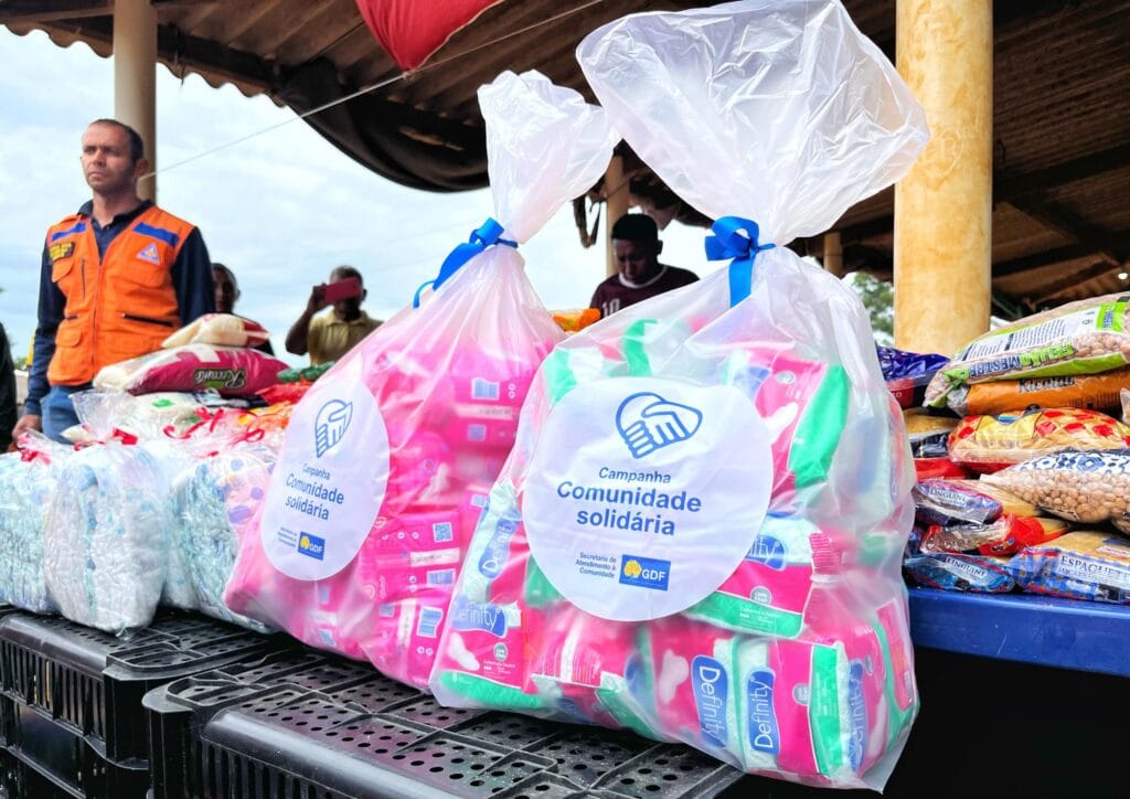 Comunidade Solidária arrecada absorventes para combater a pobreza menstrual no DF