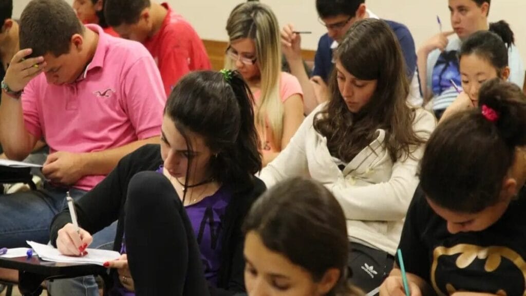 Inscrições para o Prouni 2025 estão abertas até a próxima terça-feira (28/1)