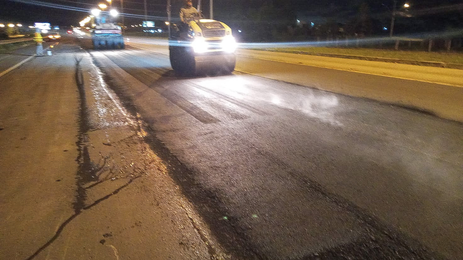 Microrrevestimento asfáltico na Epia prolonga vida útil da pista e beneficia cerca de 70 mil motoristas diariamente