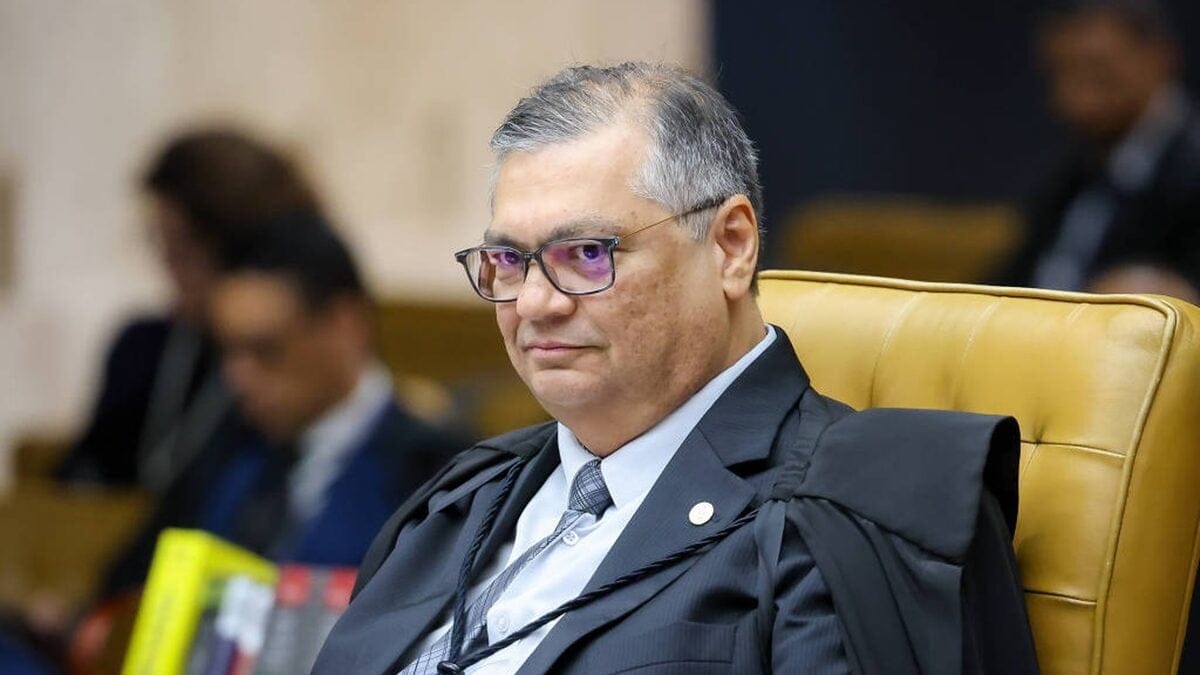 PF pede Dino na relatoria de apuração sobre emendas, e Barroso manda PGR se manifestar