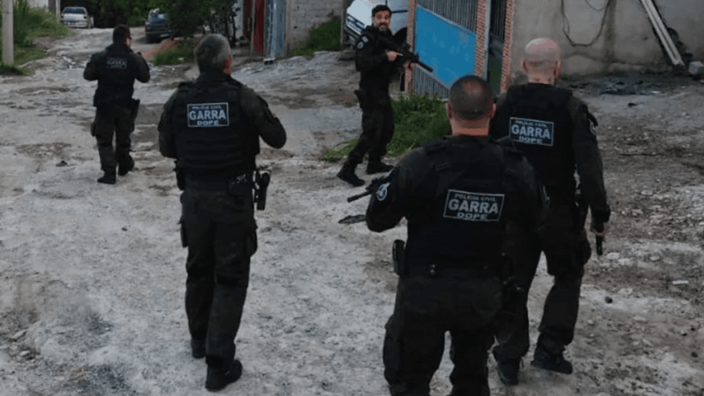 Polícia prende 12 em operação contra ONG ligada ao PCC em São Paulo