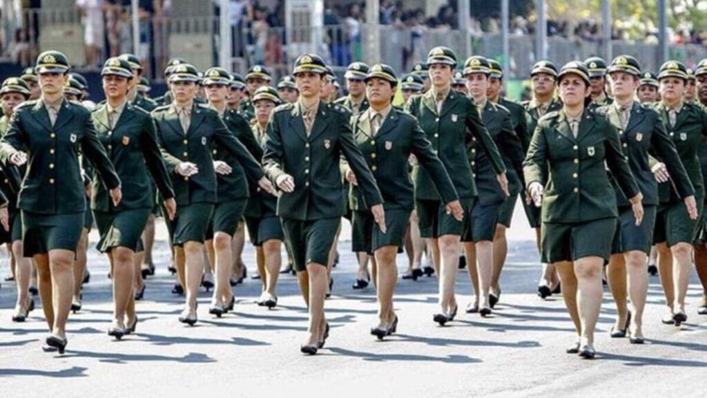 Sete mil mulheres já se alistaram no serviço militar