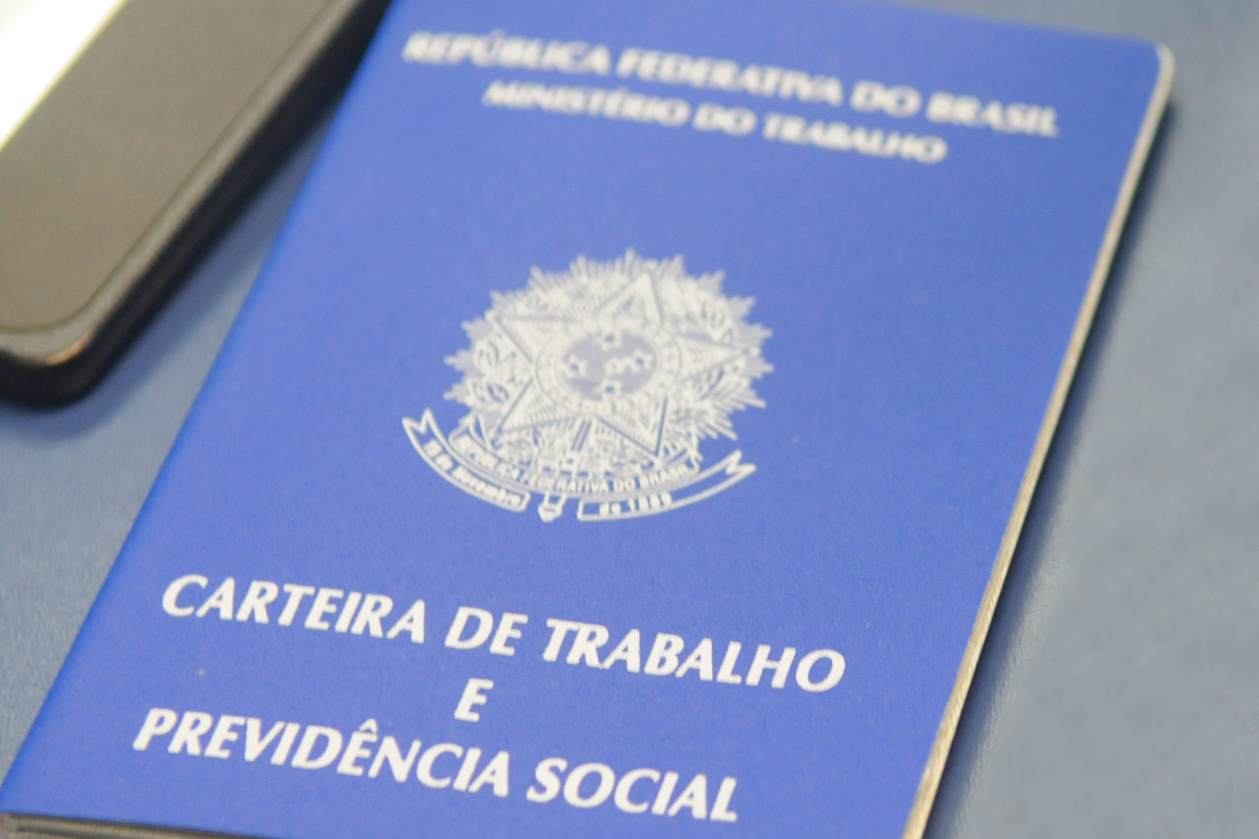 Agências do trabalhador têm 602 vagas abertas nesta sexta (14) para quem busca emprego