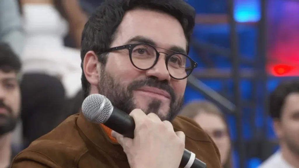 Padre Fábio de Melo anuncia pausa na carreira