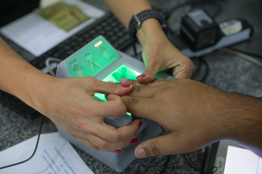 Achados e perdidos no Carnaval: saiba como recuperar documentos e objetos depois da folia