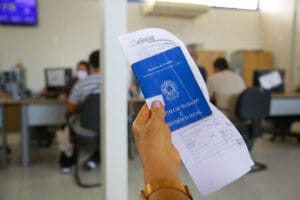 Agência do trabalhador têm 808 vagas abertas nesta terça-feira (18)