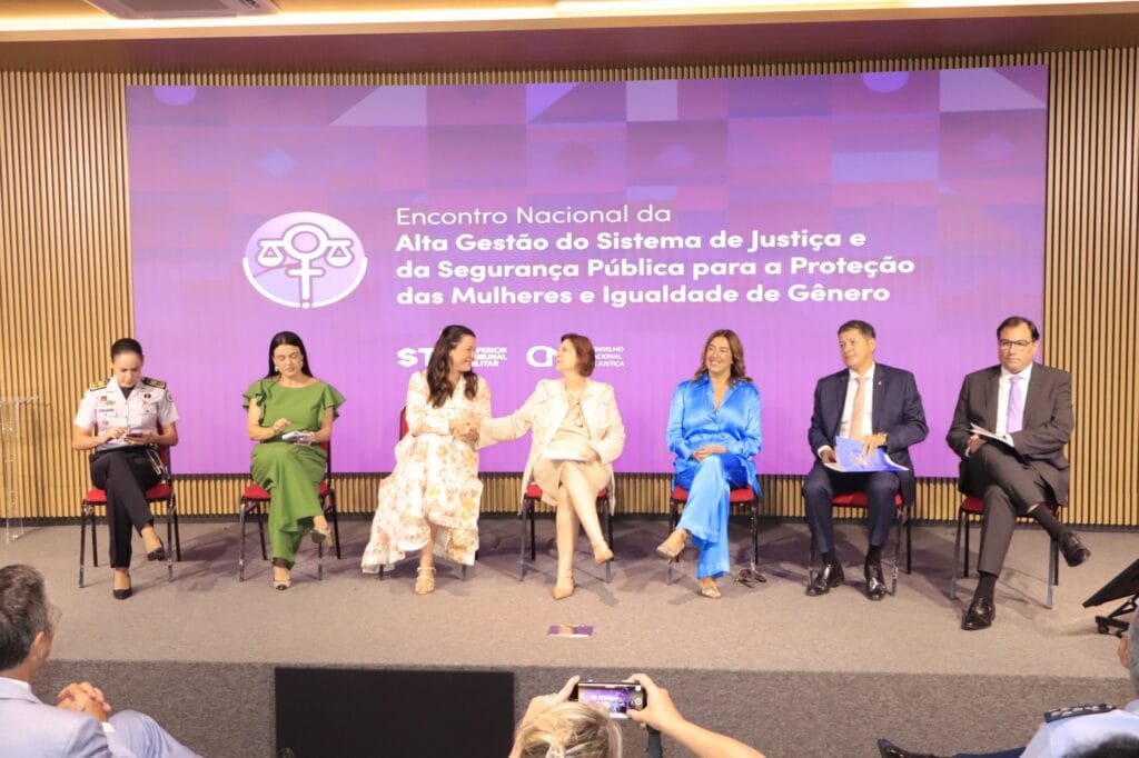 GDF participa de evento inédito sobre sistema de justiça e de segurança com foco na proteção das mulheres