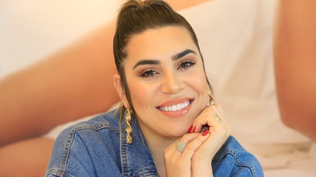 Naiara Azevedo revela diagnóstico de menopausa aos 28 anos