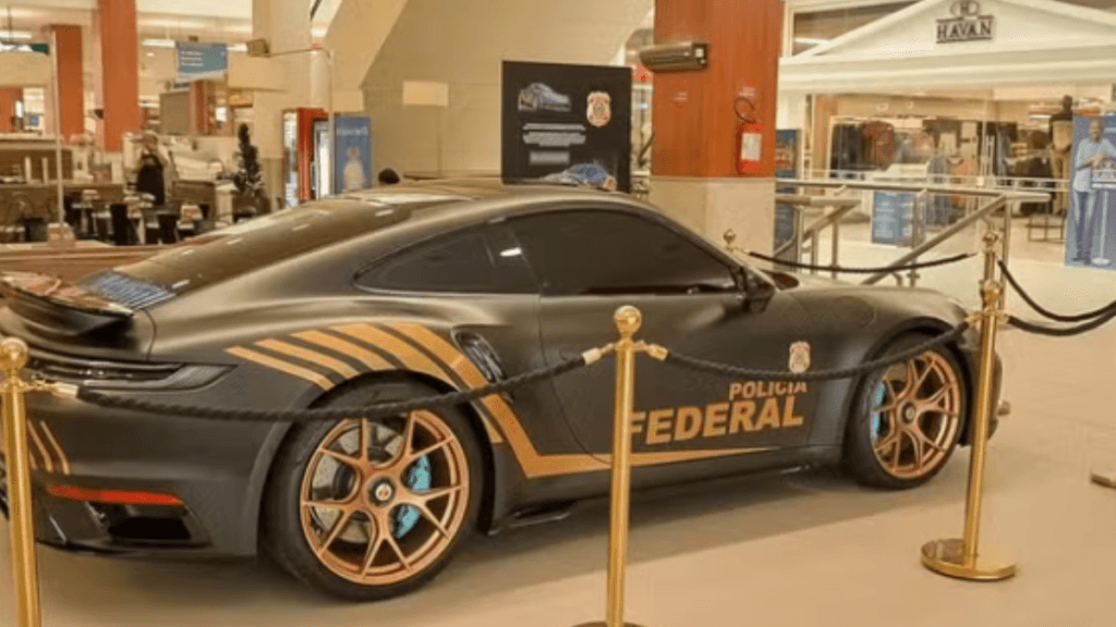 Porsche de R$ 1,5 milhão vira viatura da PF em Santa Catarina