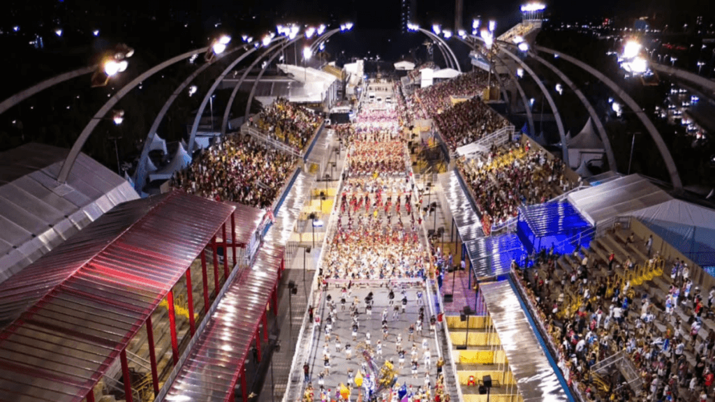 Saiba como foi a primeira noite de desfiles do carnaval de São Paulo