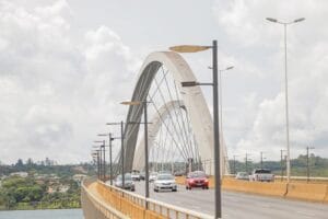 Trânsito na Ponte JK será alterado na madrugada desta quinta (27) para gravação de filme