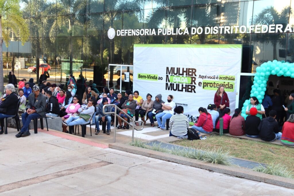 Dia da Mulher da DPDF terá emissão de Cartão Creche e Cartão Material Escolar