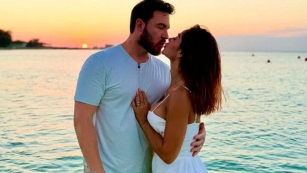 Maíra Cardi anuncia gravidez três meses após perder bebê