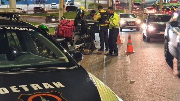 Detran-DF realiza Operação Sossego em Águas Claras