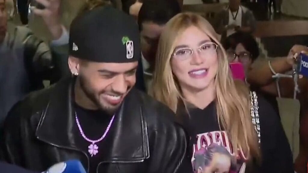 Virginia chega sorridente na CPI das Bets; influencer teria recebido mais de R$ 50 milhões no esquema