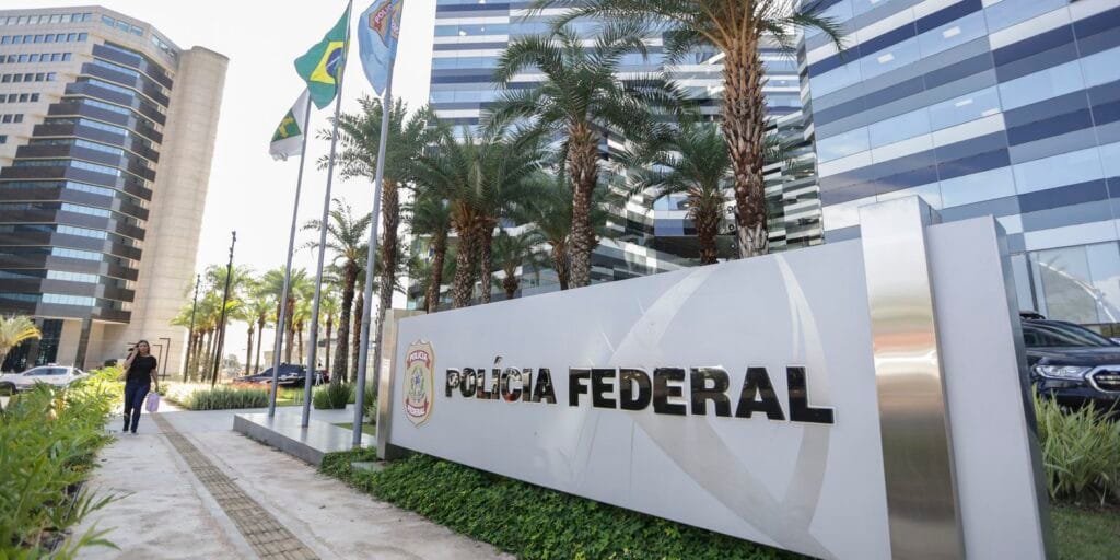 Inscrições para concurso da Polícia Federal terminam nesta terça-feira