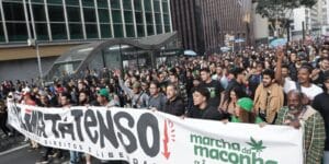 Marcha da Maconha reúne público contra repressão ao uso e legalização