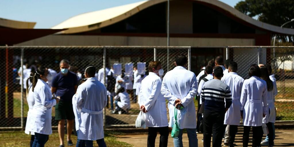 Resultado da primeira etapa do Revalida 2025 é publicado