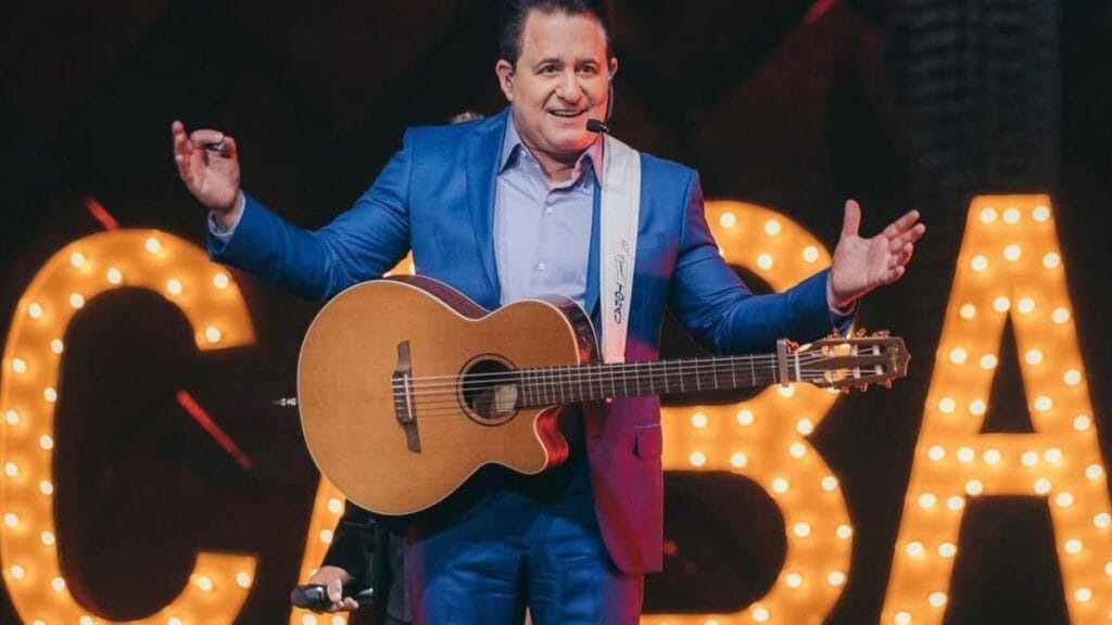 ‘pra quem disse que ele não canta’