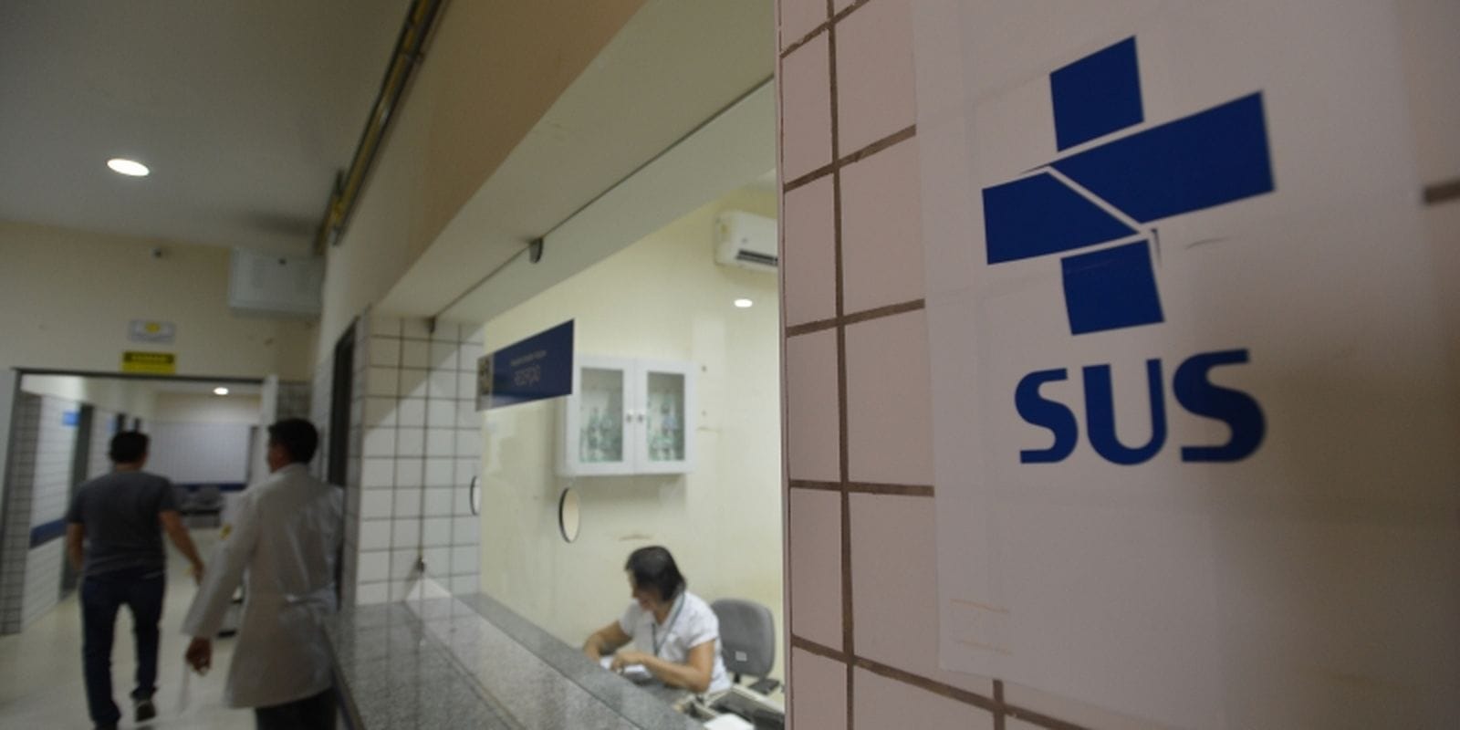 Agência do SUS seleciona 130 profissionais de nível médio e superior