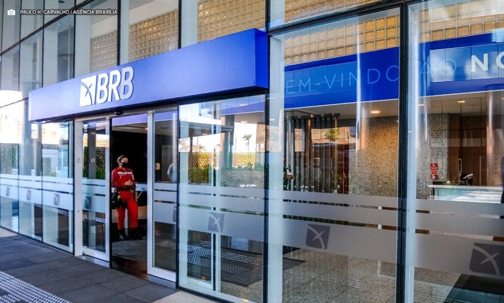 BRB amplia atuação em Alagoas e passa a gerir folha de pagamentos dos servidores da prefeitura de Maceió