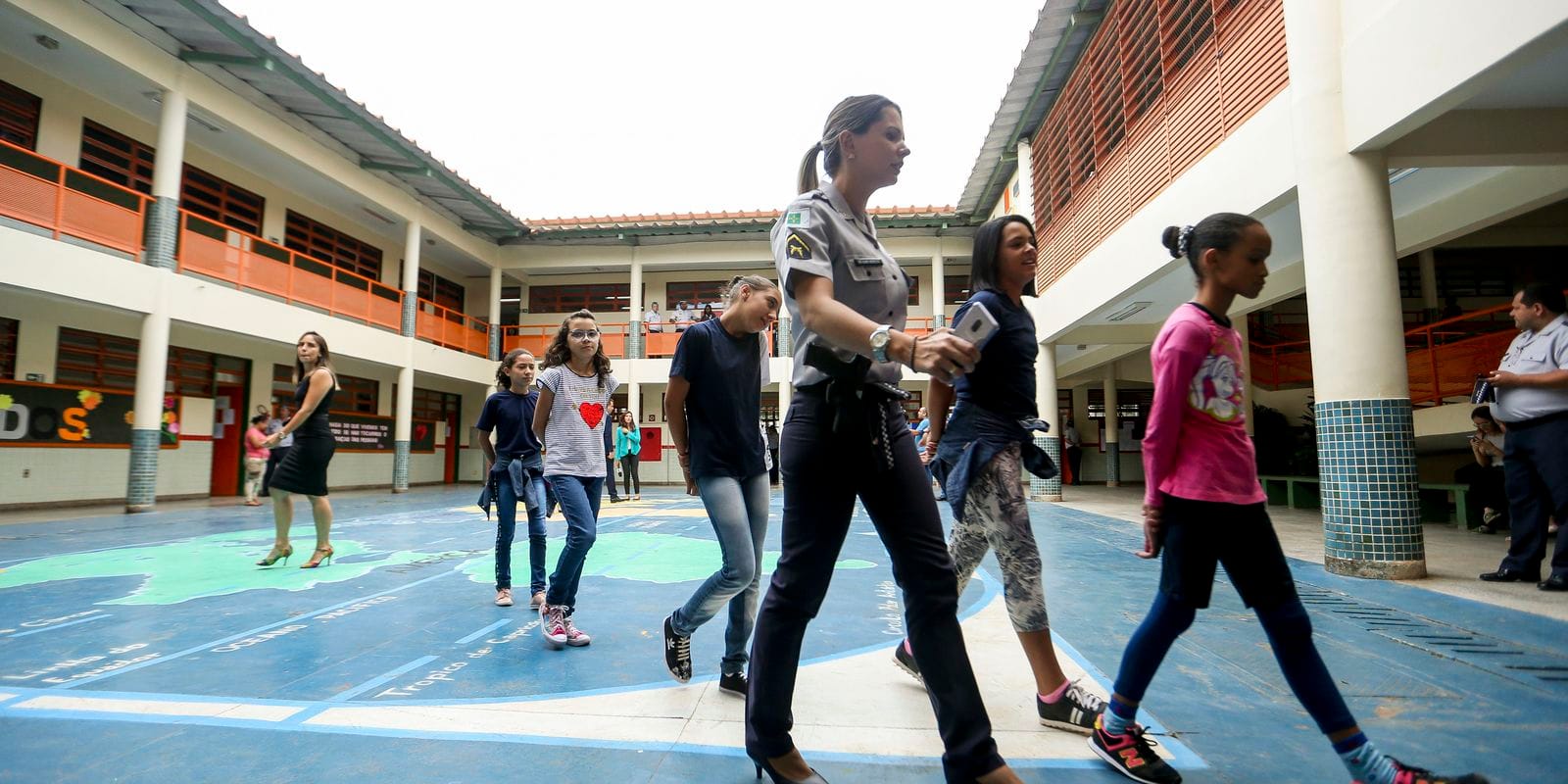 Estudantes se articulam contra o modelo cívico-militar em Minas Gerais