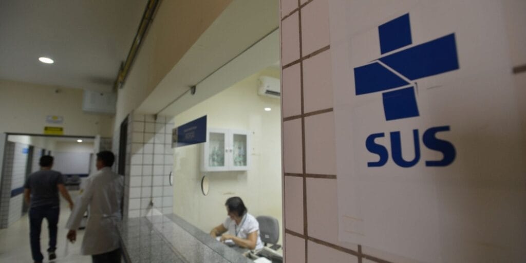 Ministério da Saúde lança edital para seleção de médicos