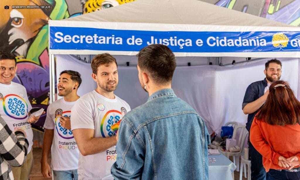Sejus realiza mais de 700 atendimentos gratuitos durante a maior feira LGBTQIAPN+ do DF