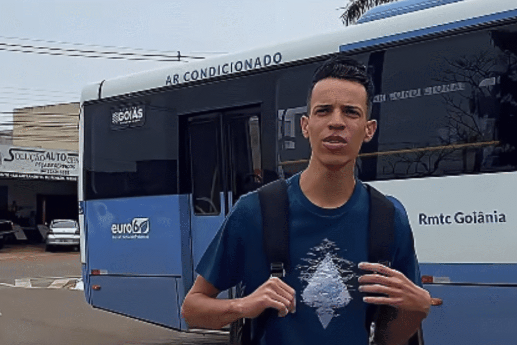 Goiano que fez música de sofrência no Eixo Anhanguera já tem composições para os terminais Veiga e Maranata