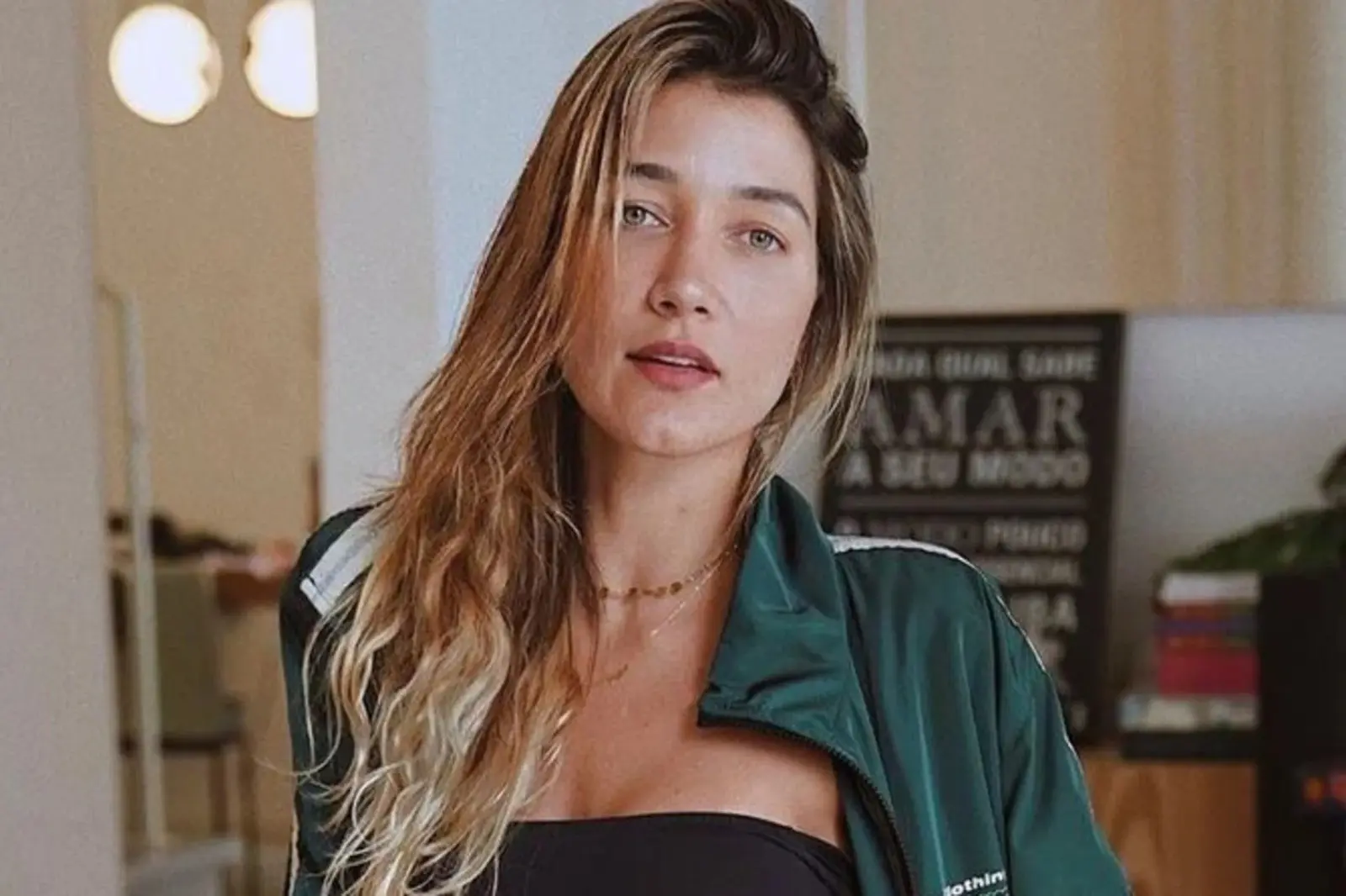 Gabriela Morais, ex Pugliesi, diz ser alienígena: