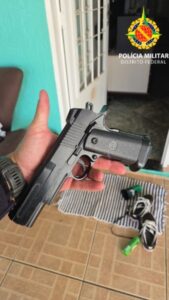 Homem em prisão domiciliar é preso suspeito de roubar casal no DF