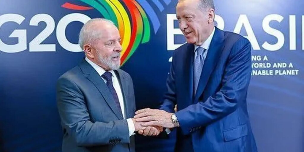 Lula e Erdogan combinam criação de conselho entre Brasil e Turquia