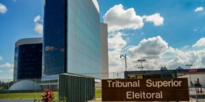 TSE recebe embaixadores nesta segunda para defender urna eletrônica 