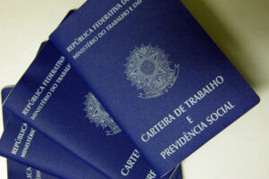 Agências do trabalhador oferecem 1,3 mil vagas no DF
