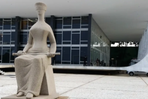 Astrologia e poder: Os signos dos ministros do STF