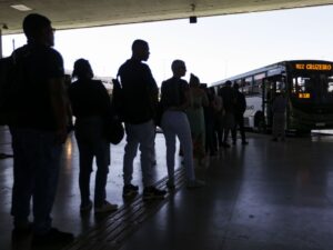 Justiça atende parcialmente GDF e impõe limites à greve dos rodoviários
