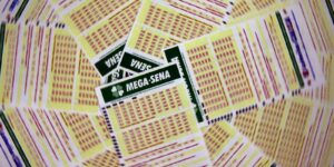Mega-Sena acumula para R$ 102 milhões; confira os números sorteados