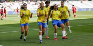 Seleção feminina derrota Canadá e avança às oitavas do Mundial Sub-20