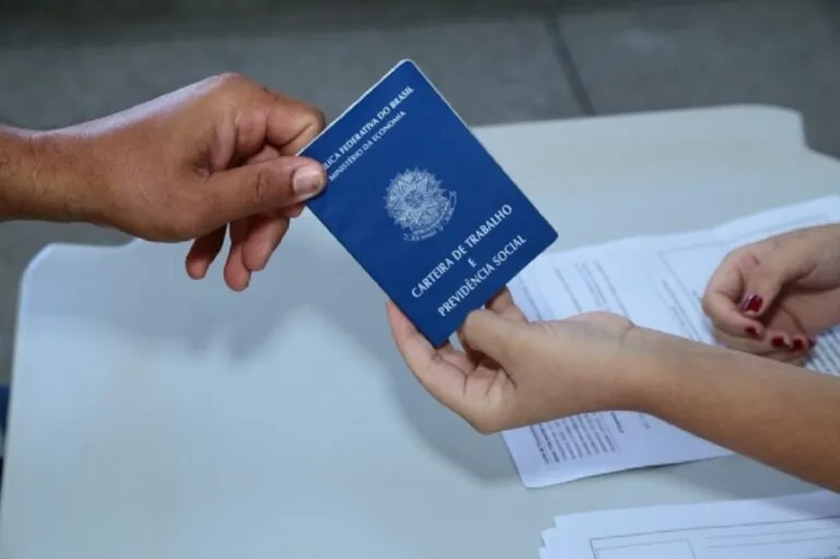 Agências do trabalhador do DF oferecem 1.766 vagas nesta quinta-feira
