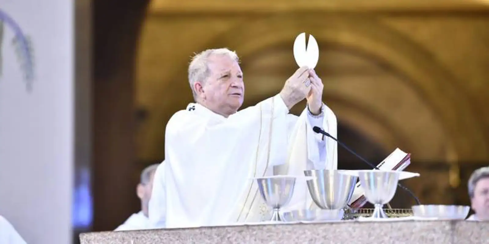 Arcebispo de Aparecida pede desarmamento e atenção à fome e à pobreza
