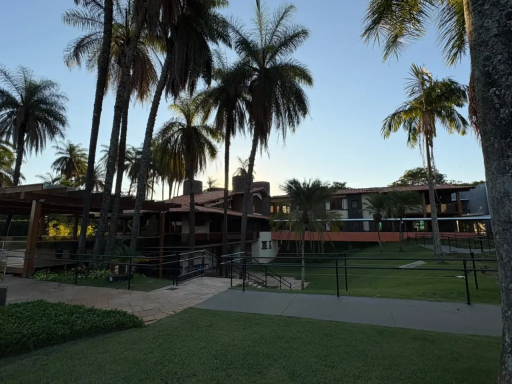 Hotel-residência para idosos aposta em novo modelo de moradia no DF