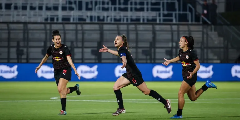 Inter e Bragantino avançam às semifinais da Copa do Brasil Feminina