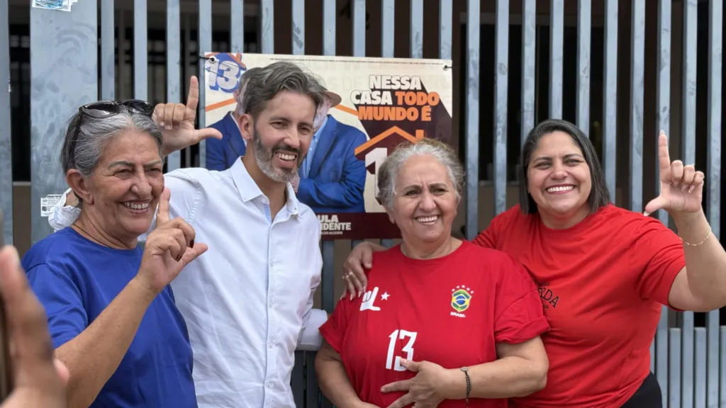 Leandro Grass visita casas de apoiadores em Ceilândia e aposta em mobilização na reta final
