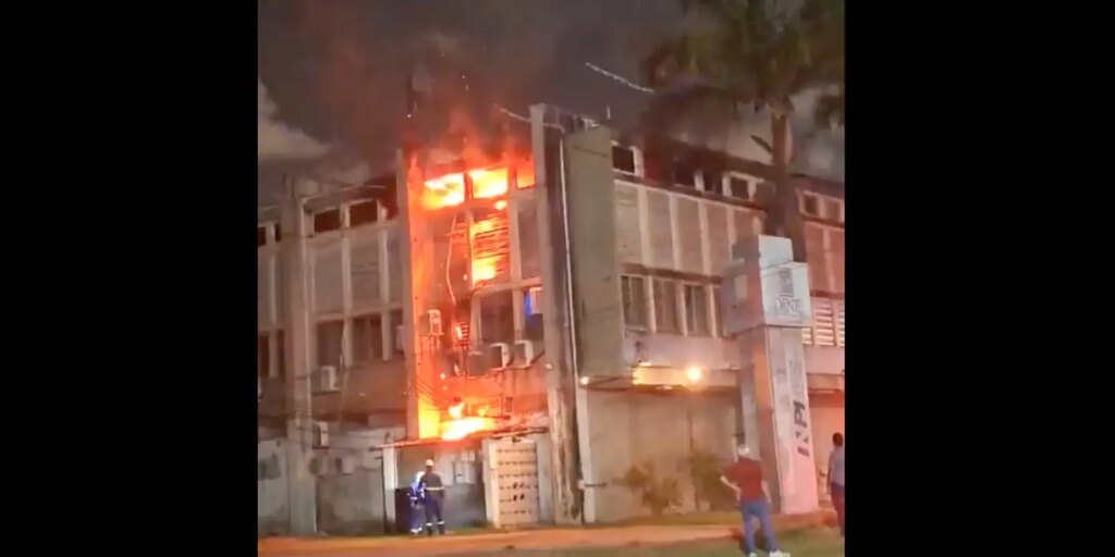 PF vai investigar incêndio na Universidade Federal de Pernambuco